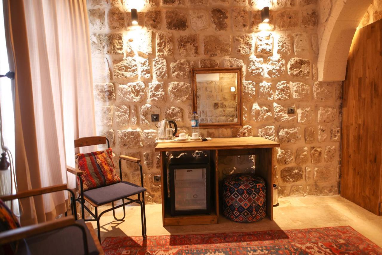 Cappadocia Vita Cave Hotel อูร์กุบ ภายนอก รูปภาพ