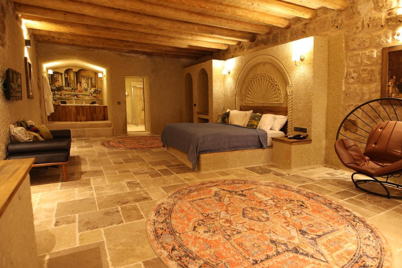 Cappadocia Vita Cave Hotel อูร์กุบ ภายนอก รูปภาพ