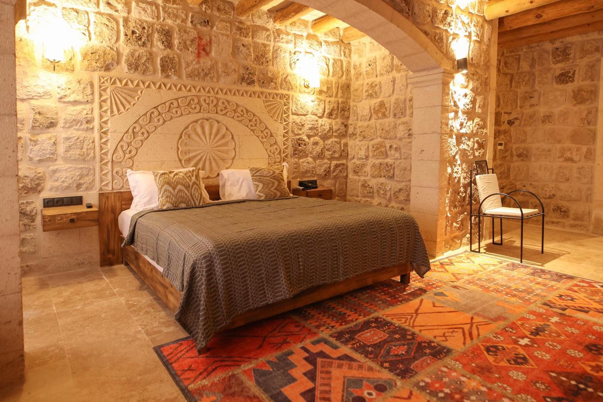 Cappadocia Vita Cave Hotel อูร์กุบ ภายนอก รูปภาพ