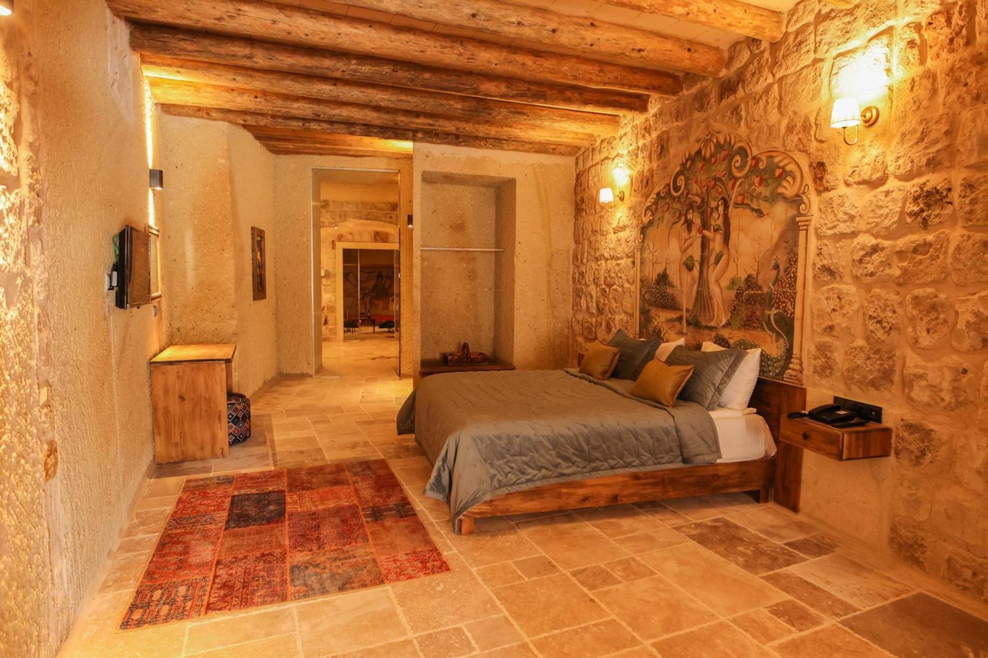 Cappadocia Vita Cave Hotel อูร์กุบ ภายนอก รูปภาพ